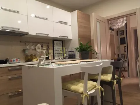 Prodaja, dvosoban stan, 47m², Dalmatinska ulica, Podgorica - image 3