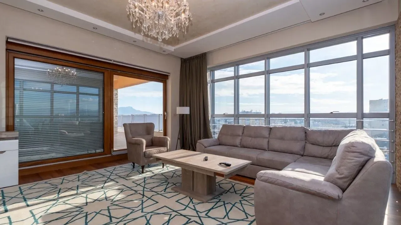 Rent, three bedroom apartment, 275m², Podgorica, Crna Gora