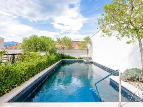 Prodaja, dvosoban stan, 136m², Porto Montenegro, Tivat - image 31