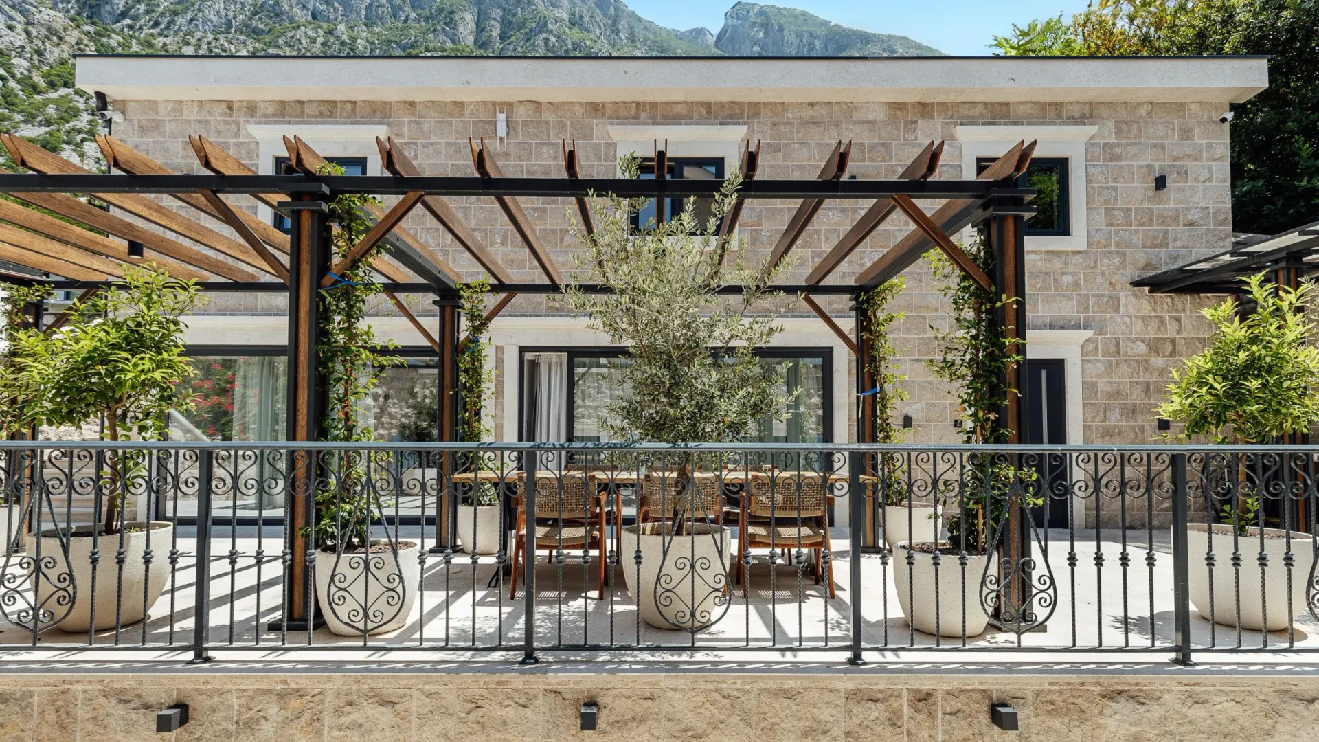 Prodaja, kuća, 819m², Ljuta, Kotor