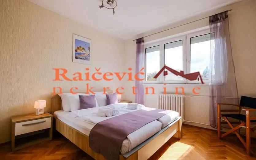 Rent, three bedroom apartment, 60m², Stari Grad, Beograd