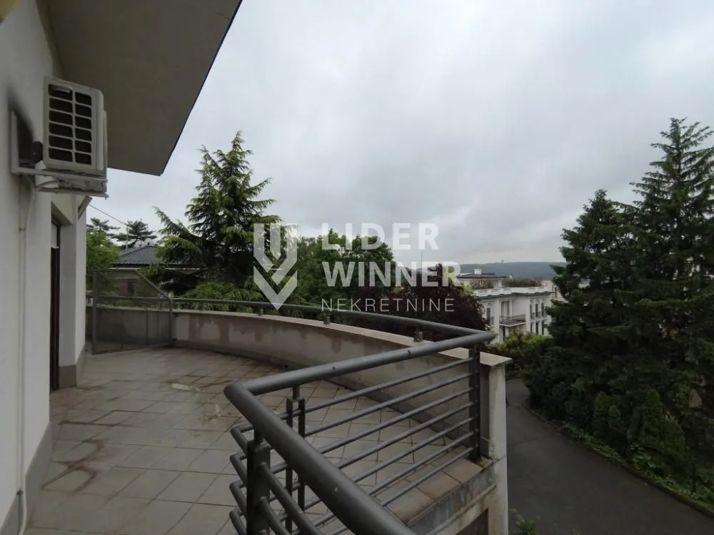 Izdavanje, kuća, 459m², Savski Venac, Beograd