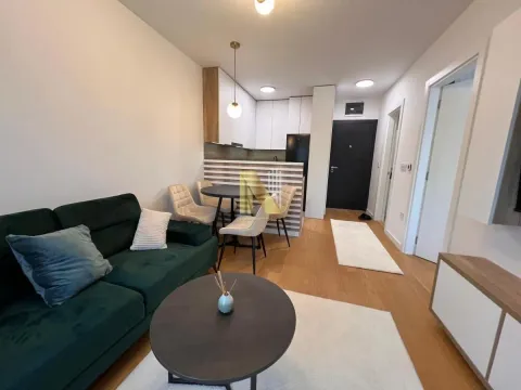 Izdavanje, jednosoban stan, 39m², Sajmište, Novi Sad - image 2