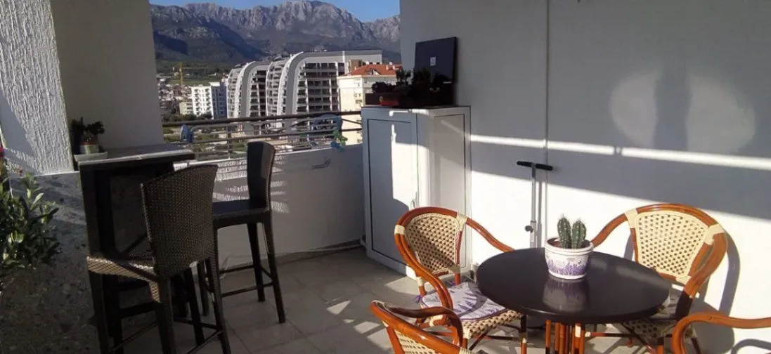 Prodaja, dvosoban stan, 104m², Soho City, Bar