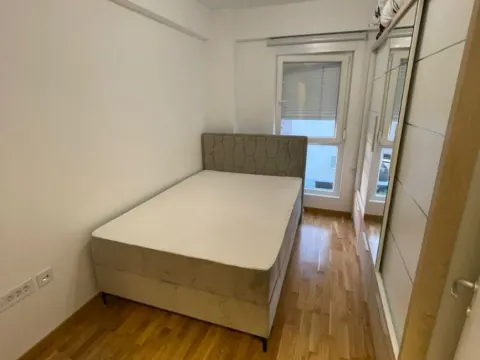 Izdavanje, dvosoban stan, 75m², Zabjelo, Podgorica - image 7
