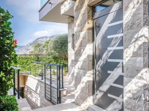 Prodaja, kuća, 210m², Dobrota, Kotor - image 4