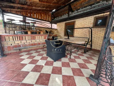 Prodaja, kuća, 158m², Sremska Kamenica, Petrovaradin - image 7