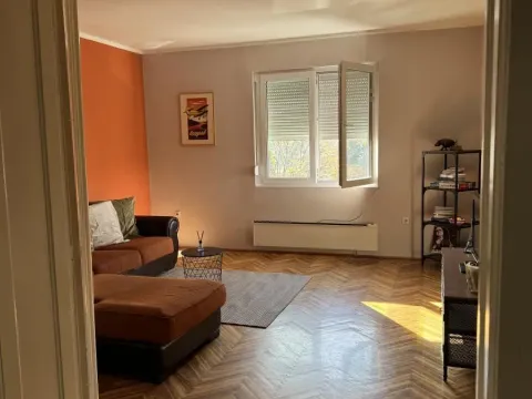 Rent, two bedroom apartment, 76m², Južni Bulevar, Vračar Sve Podlokacije - image 2