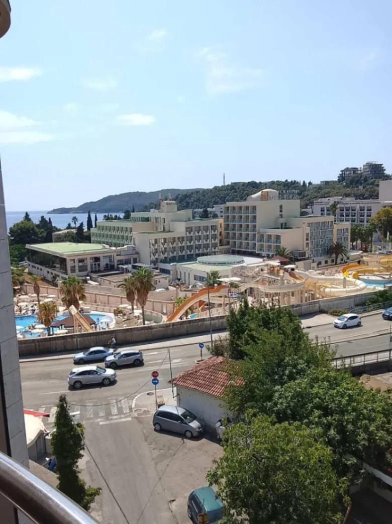 Sale, one bedroom apartment, 36m², Bečići, Budva