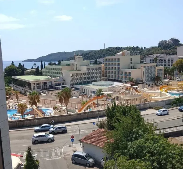 Sale, one bedroom apartment, 36m², Bečići, Budva