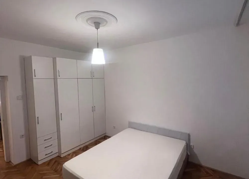 Rent, three bedroom apartment, 55m², Savski Venac, Beograd