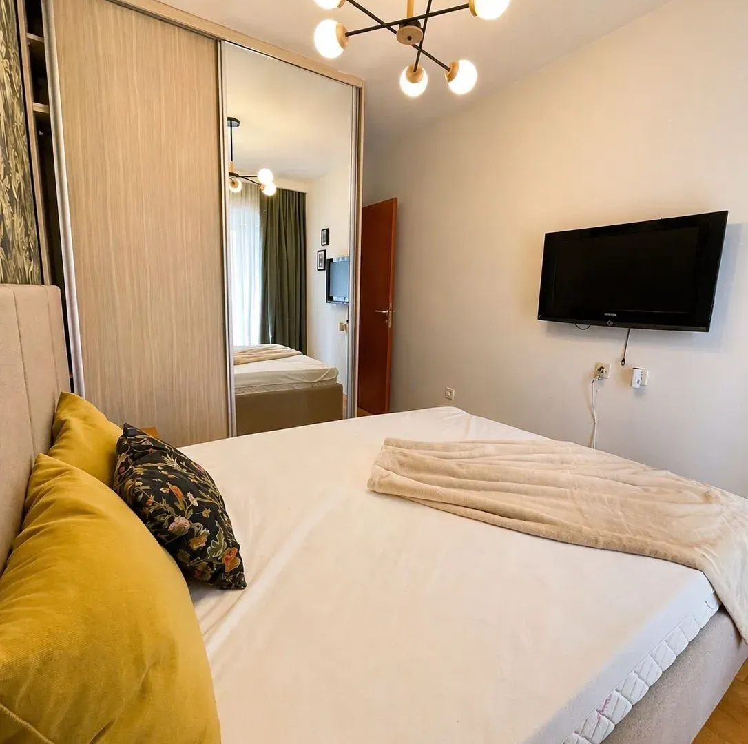 Izdavanje, jednosoban stan, 41m², Vezirov Most, Podgorica