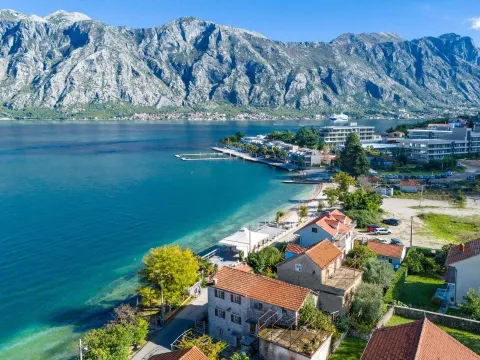 Prodaja, kuća, 300m², Stoliv, Kotor - image 20