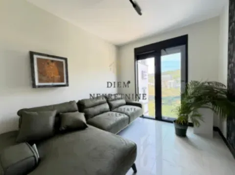 Izdavanje, dvosoban stan, 70m², Zagorič, Podgorica - image 4