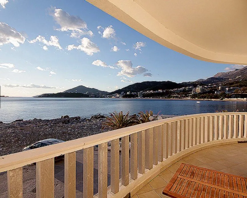 Sale, three bedroom apartment, 95m², Rafailovići, Budva