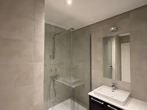 Rent, four bedroom apartment, 117m², Savski Venac, Beograd - image 13