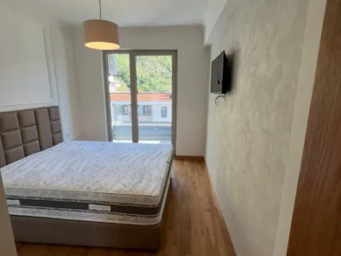 Izdavanje, jednosoban stan, 43m², Bečići, Budva - image 7