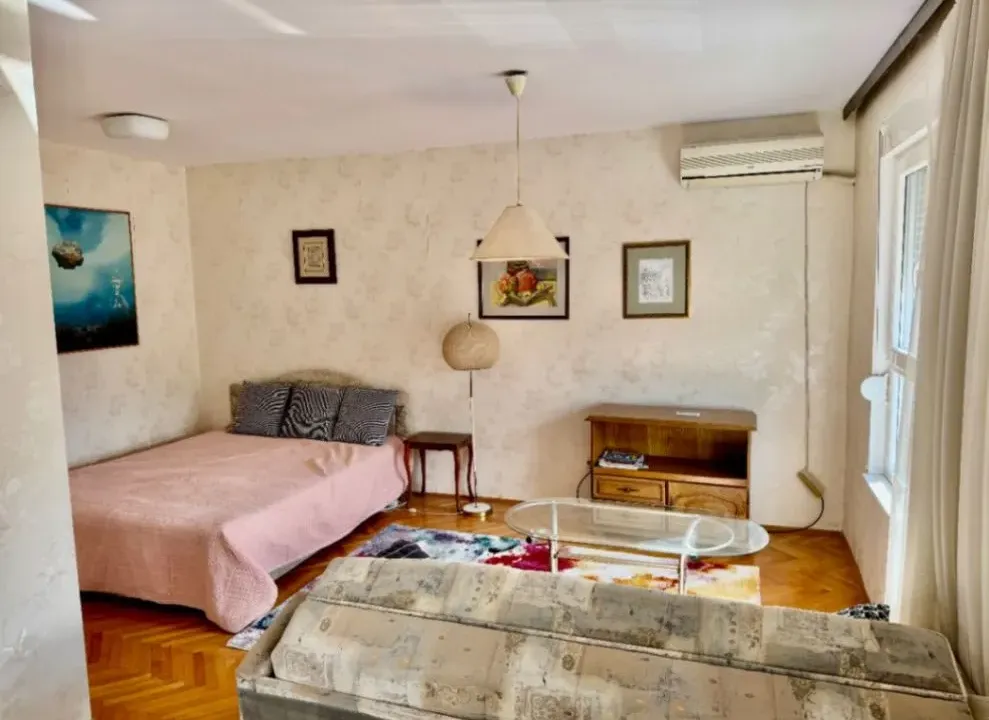 Izdavanje, jednosoban stan, 30m², Topla, Herceg Novi