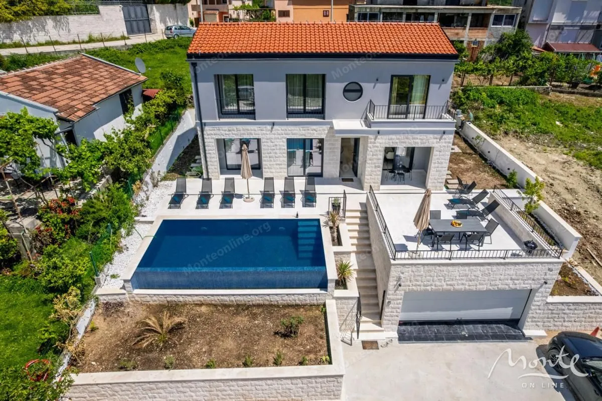 Prodaja, kuća, 250m², Mrčevac, Tivat