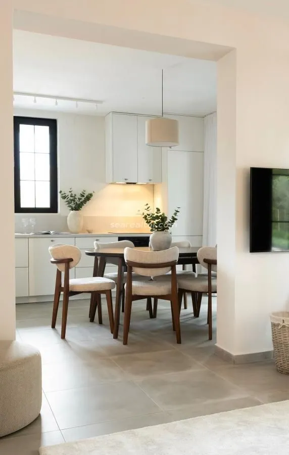 Prodaja, dvosoban stan, 98m², Tivat, Crna Gora