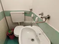 Izdavanje, trosoban stan, 90m², Vračar Sve Podlokacije, Beograd - image 18