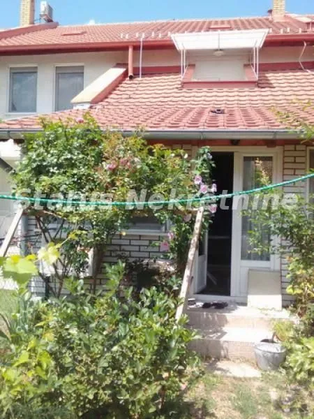 Prodaja, kuća, 113m², Kać, Novi Sad Sve Podlokacije