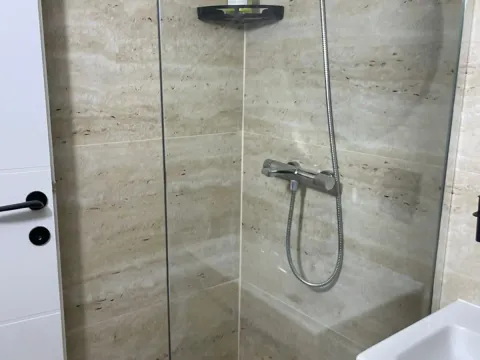 Prodaja, jednosoban stan, 54m², Stari Aerodrom, Podgorica - image 11