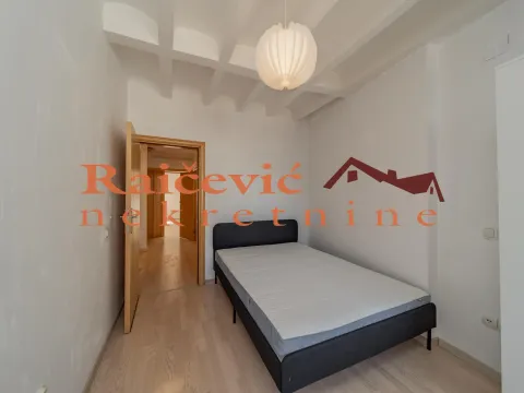 Prodaja, dvosoban stan, 68m², Centar, Stara Pazova - image 15