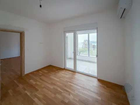 Sale, two bedroom apartment, 59m², Bečići, Budva - image 5