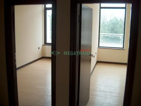 Rent, four bedroom apartment, 170m², Novi Sad Sve Podlokacije, Novi Sad - image 6