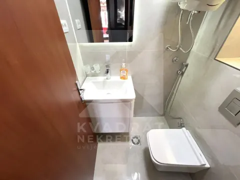Rent, three bedroom apartment, 92m², 1 maj, Podgorica - image 12