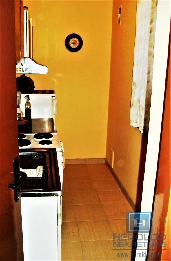 Prodaja, dvosoban stan, 50m², Tabane, Jagodina