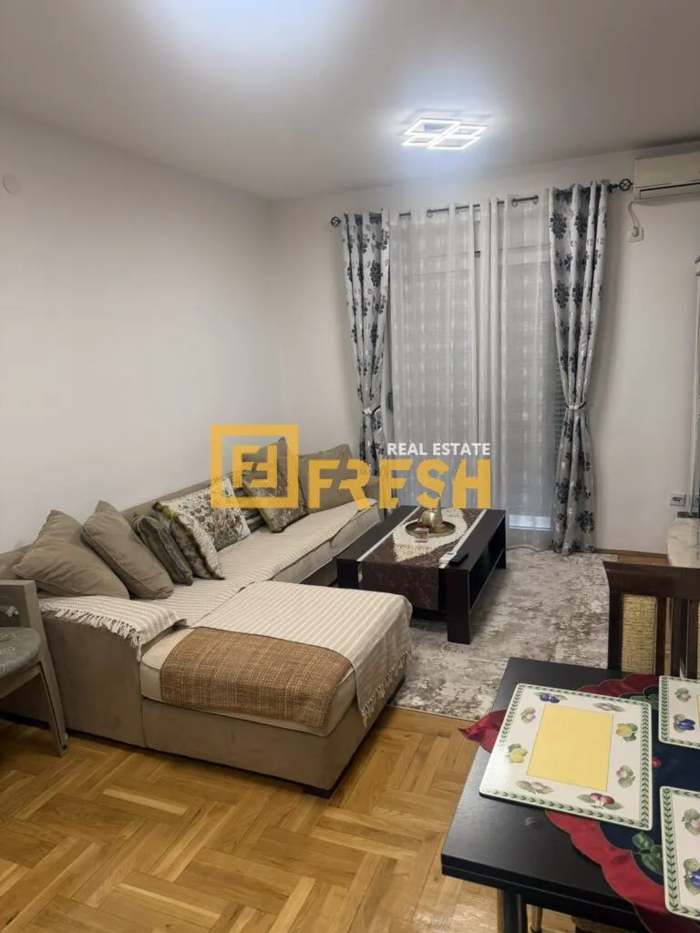 Prodaja, dvosoban stan, 59m², Krivi Most, Podgorica