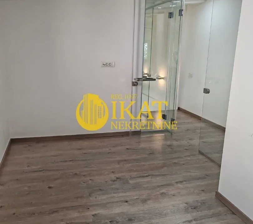 Sale, three bedroom apartment, 72m², Profesorska Kolonija, Palilula Sve Podlokacije