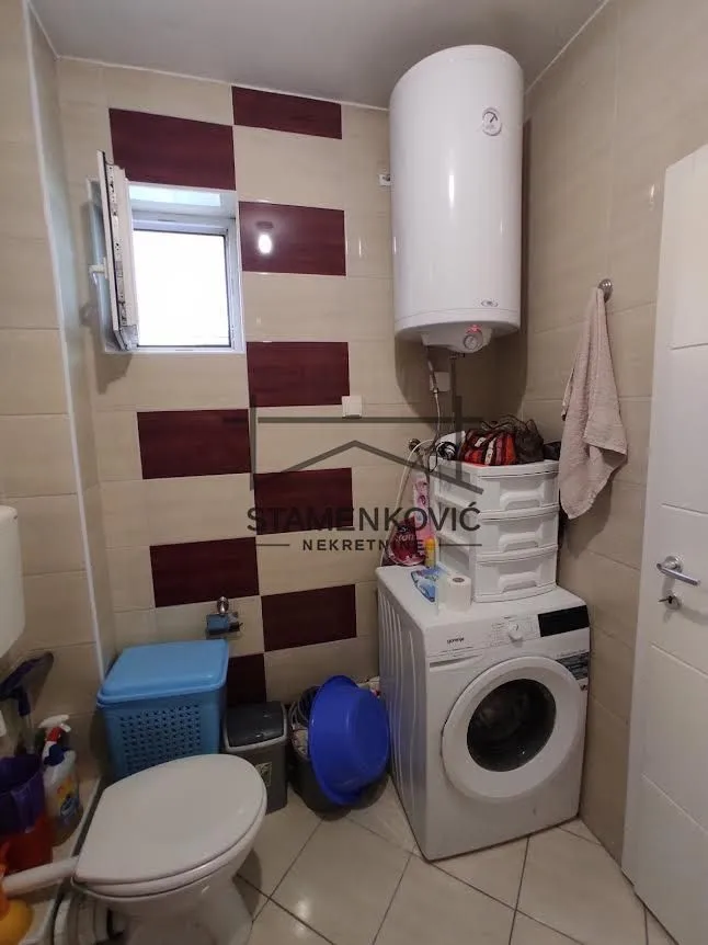 Prodaja, trosoban stan, 70m², Telep, Novi Sad Sve Podlokacije