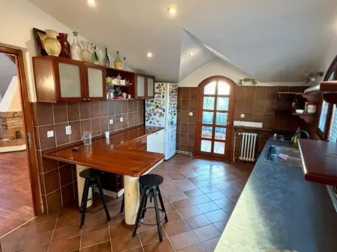 Rent, apartment, 200m², Stari Grad, Beograd - image 17