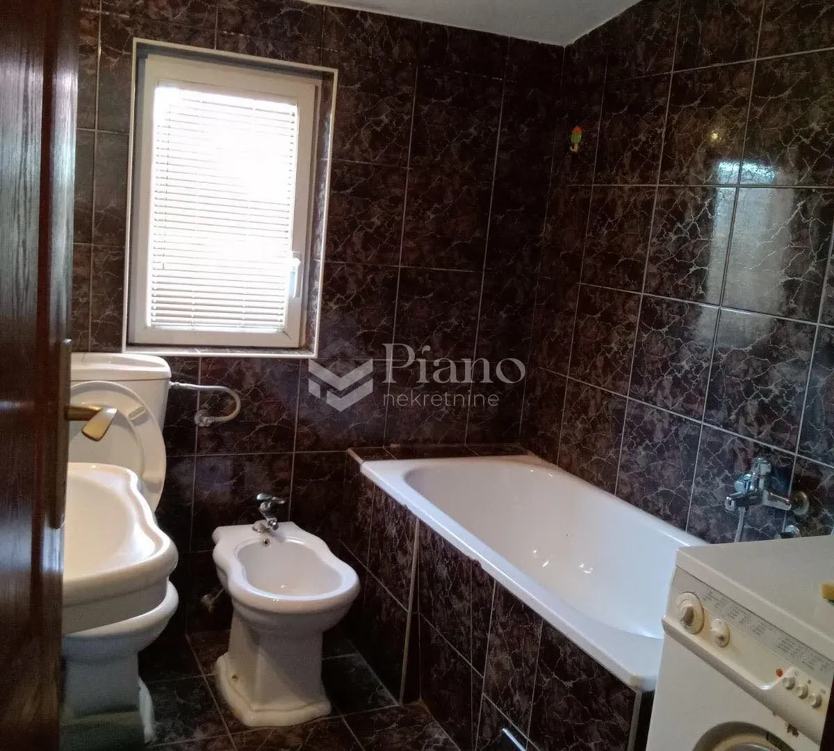 Rent, one bedroom apartment, 60m², Stari Aerodrom, Podgorica