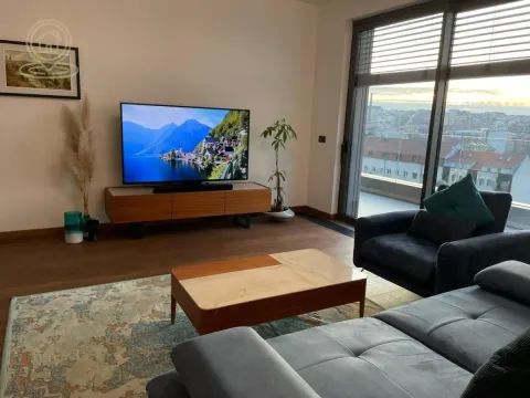 Izdavanje, trosoban stan, 80m², Stari Grad, Beograd - image 5