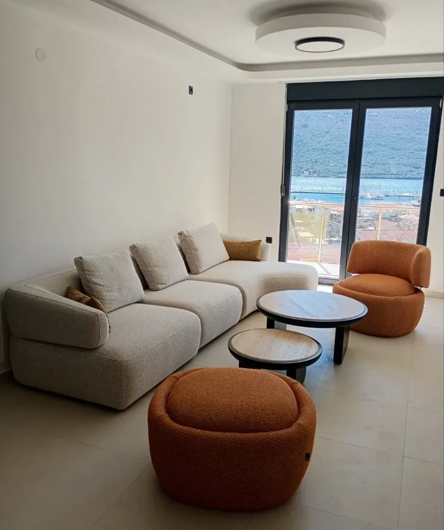 Prodaja, jednosoban stan, 45m², Đenovići, Herceg Novi