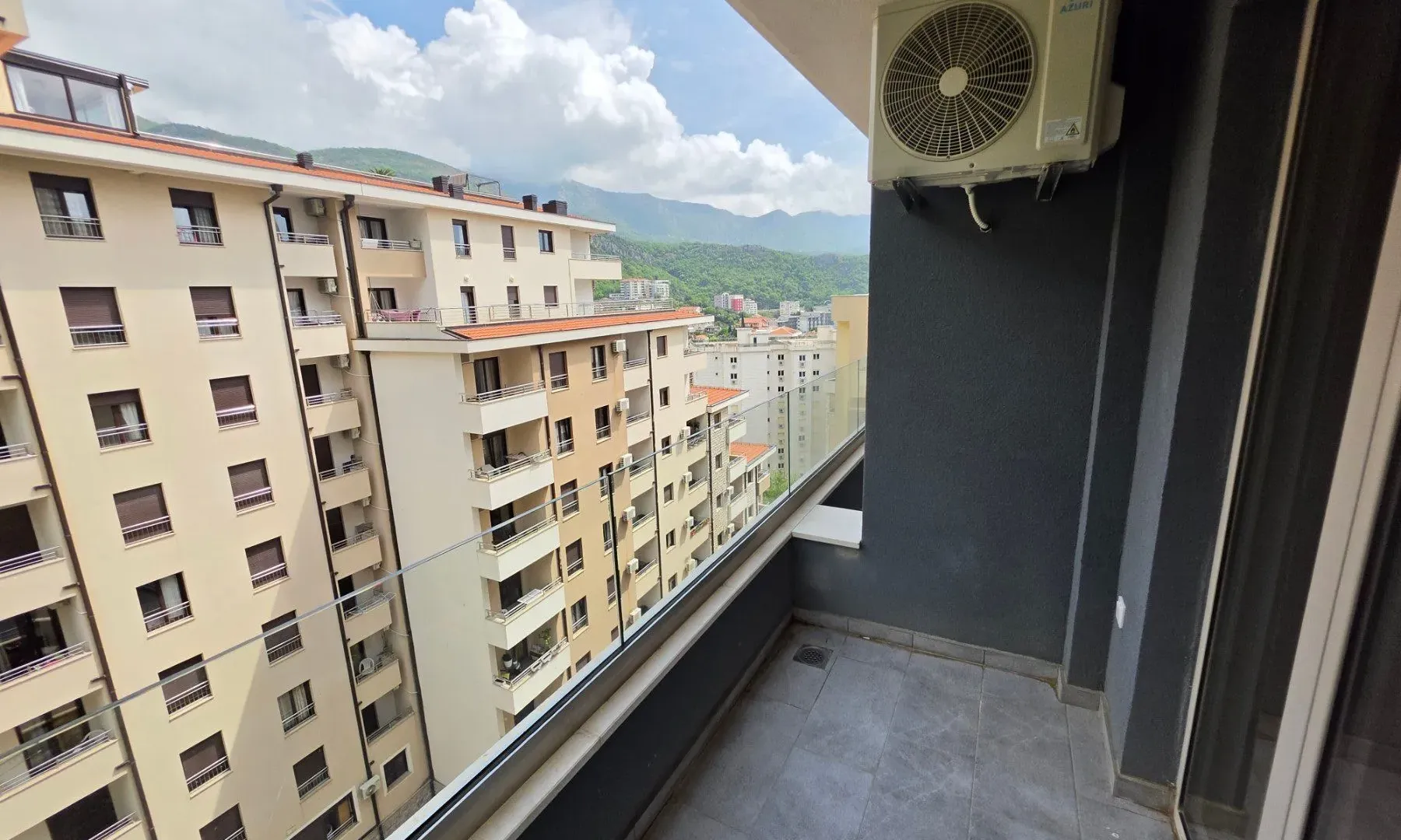 Sale, one bedroom apartment, 45m², Bečići, Budva