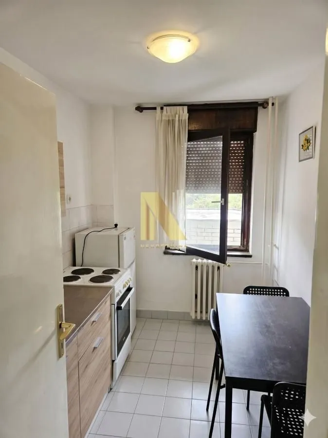 Prodaja, dvosoban stan, 58m², Sajmište, Novi Sad