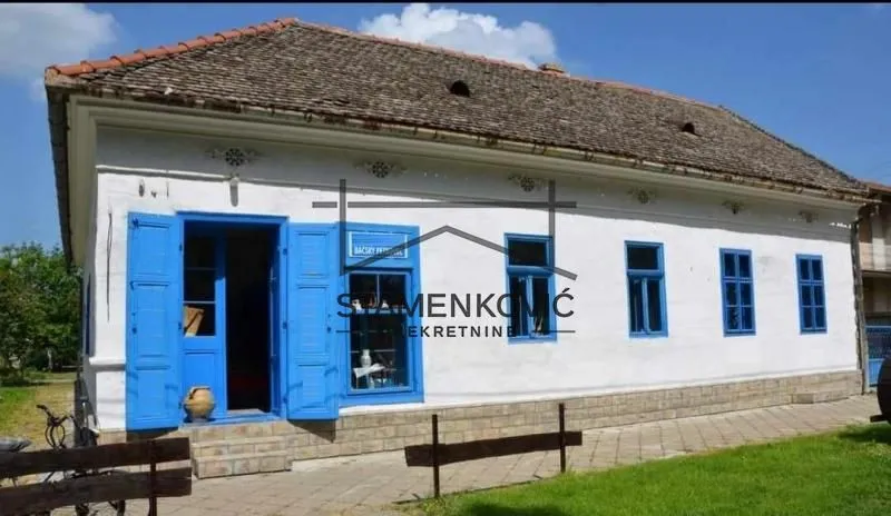 Prodaja, kuća, 218m², Bački Petrovac, Novi Sad