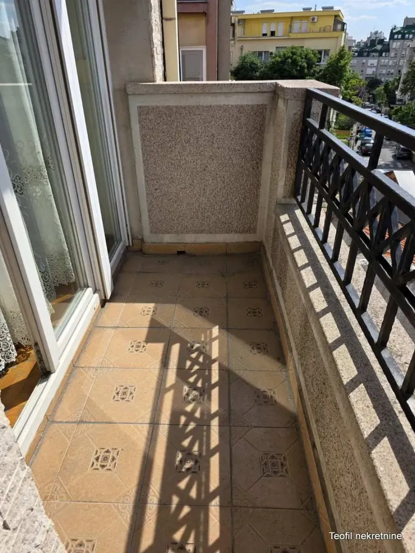 Izdavanje, garsonjera, 35m², Lion, Zvezdara Sve Podlokacije