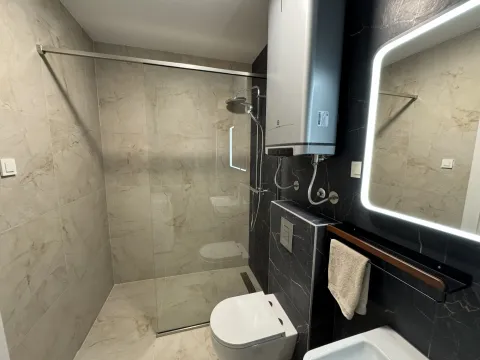 Rent, three bedroom apartment, 96m², Tološka šuma, Podgorica - image 5