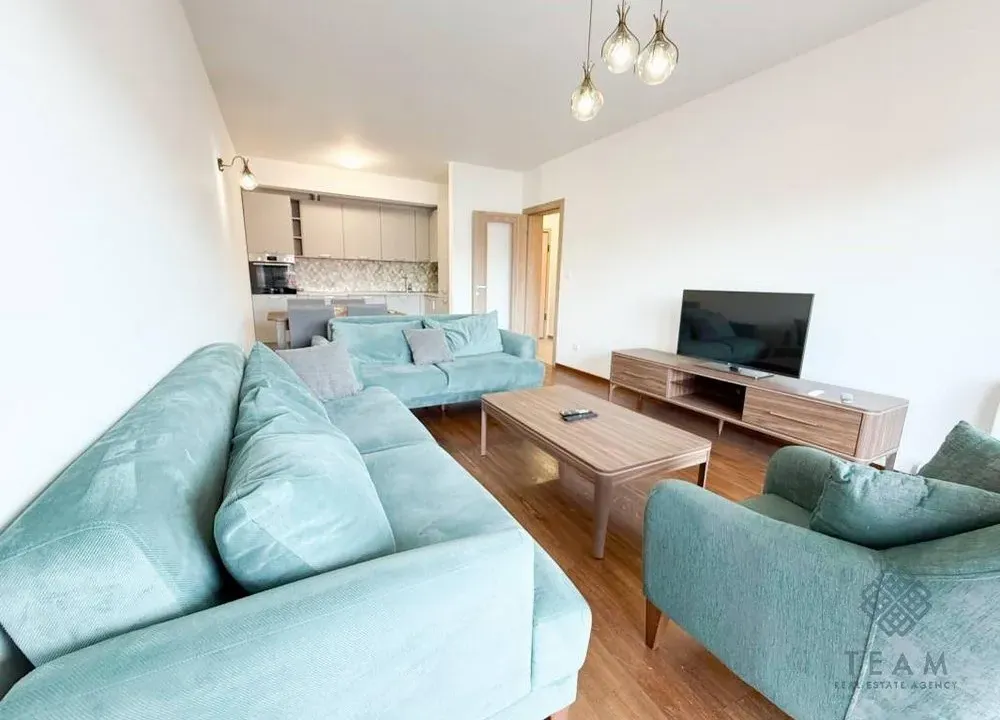 Izdavanje, dvosoban stan, 69m², Master Kvart, Podgorica