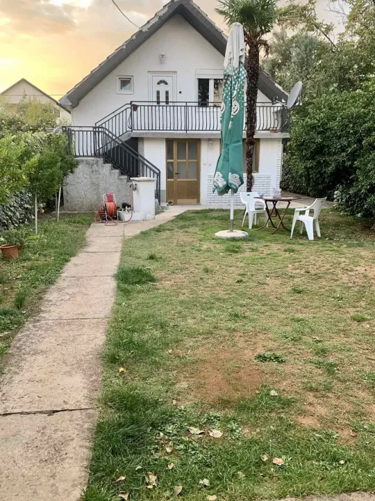 Sale, house, 143m², Tološi, Podgorica