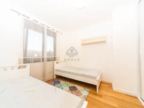 Rent, two bedroom apartment, 65m², Blok 9, Podgorica - image 17