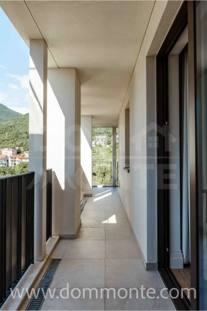 Rent, two bedroom apartment, 112m², Seljanovo, Tivat