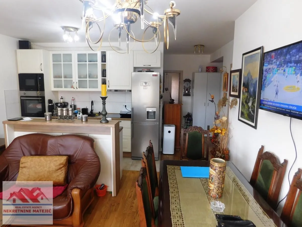 Prodaja, dvosoban stan, 67m², Mala vaga, Kragujevac