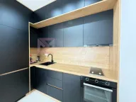 Prodaja, jednosoban stan, 45m², City Kvart, Podgorica - image 4